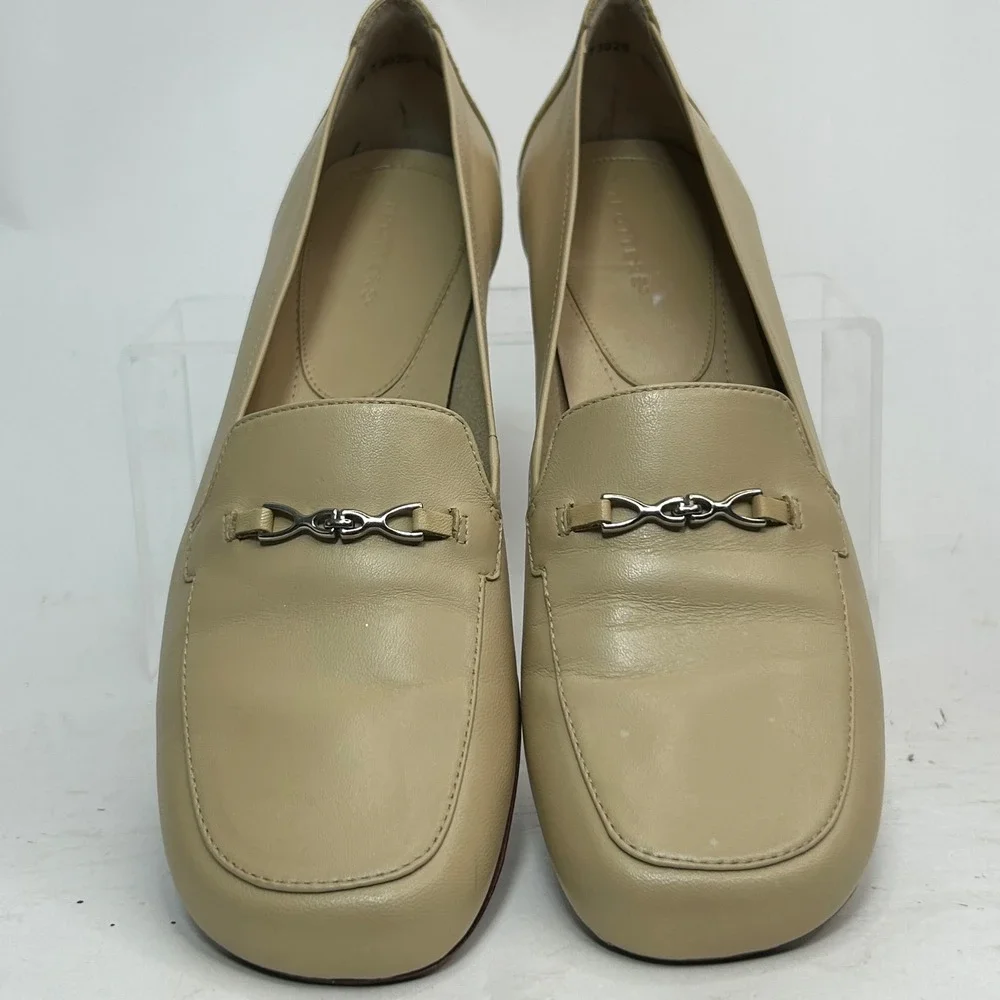 Trotters Beige Leather Bit Loafers Womens Sz 9S Square Toe Low Block Heel T3025‎